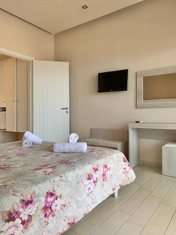 Saradari Beach Hotel - Adults Only Hersonissos  Esterno foto